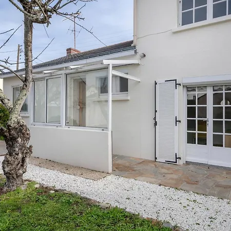 Holiday home Maison A 300 M Du Port Du Croisic! *